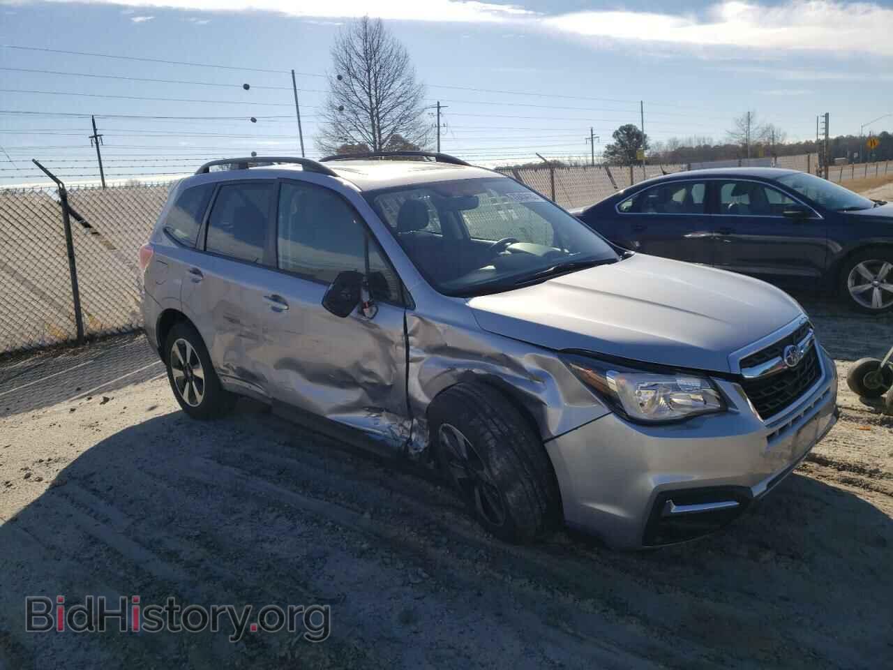 2017 SUBARU FORESTER - VIN: JF2SJAEC2HH596239 - Фото 4