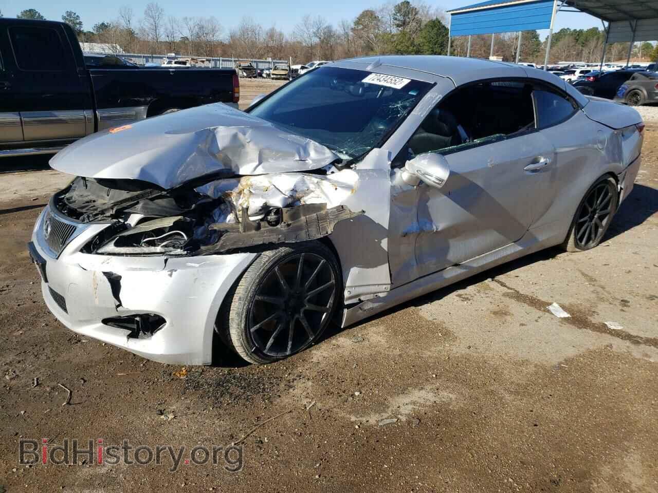 Photo JTHFE2C2XB2505909 - LEXUS IS 2011