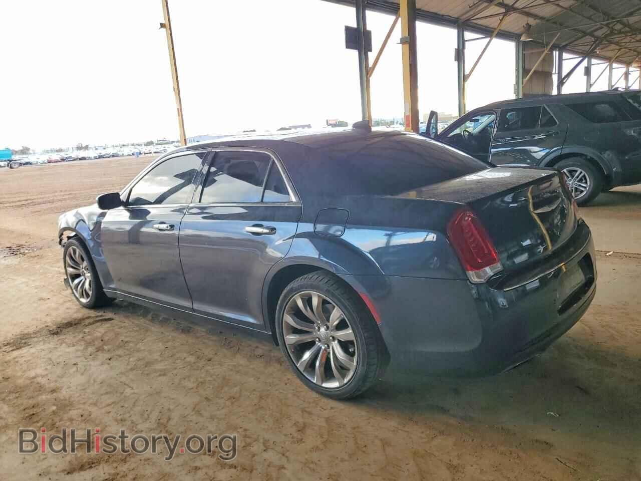 2018 CHRYSLER 300 - VIN: 2C3CCAEG4JH239956 - Фото 2