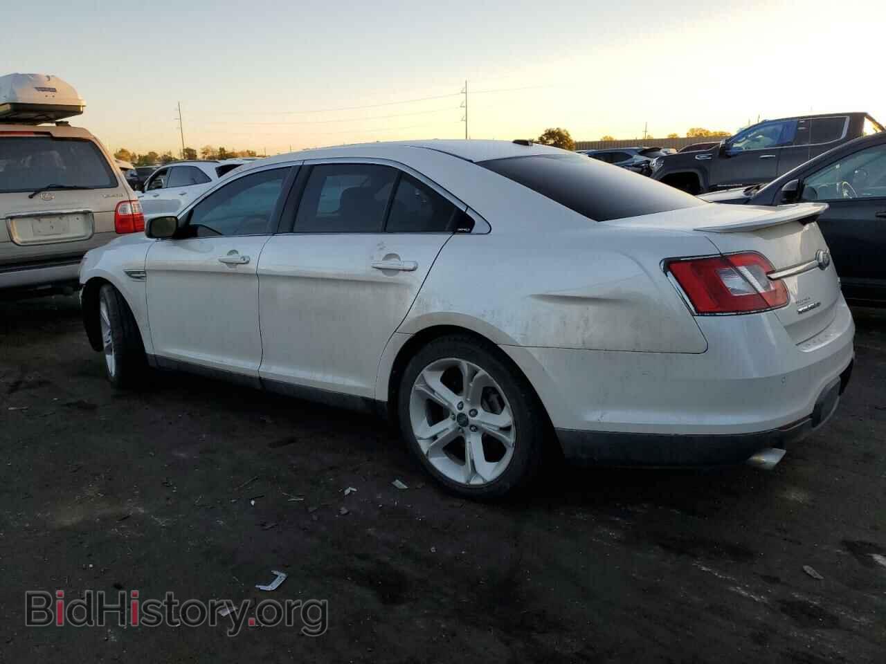 2010 FORD TAURUS - VIN: 1FAHP2KT2AG113111 - Фото 2