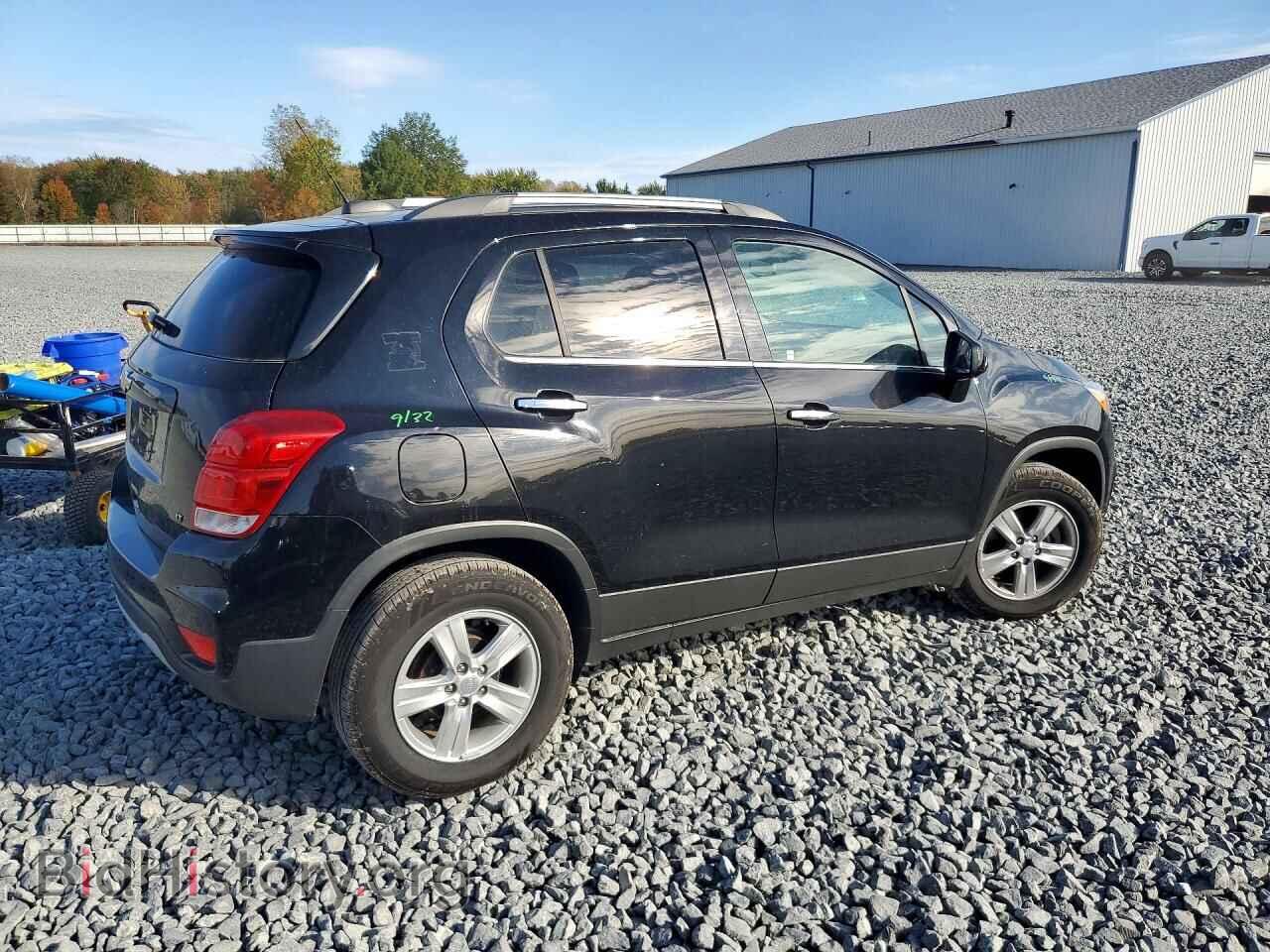 2019 Chevrolet TRAX (VIN 3GNCJLSB2KL385911) — фото 3 из 13