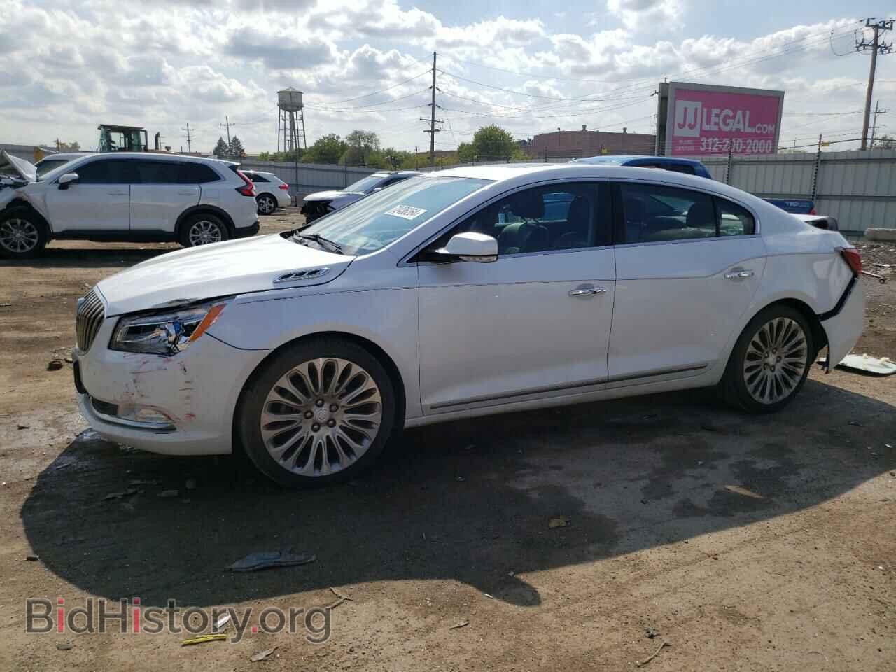 Photo 1G4GF5G35FF132411 - BUICK LACROSSE 2015
