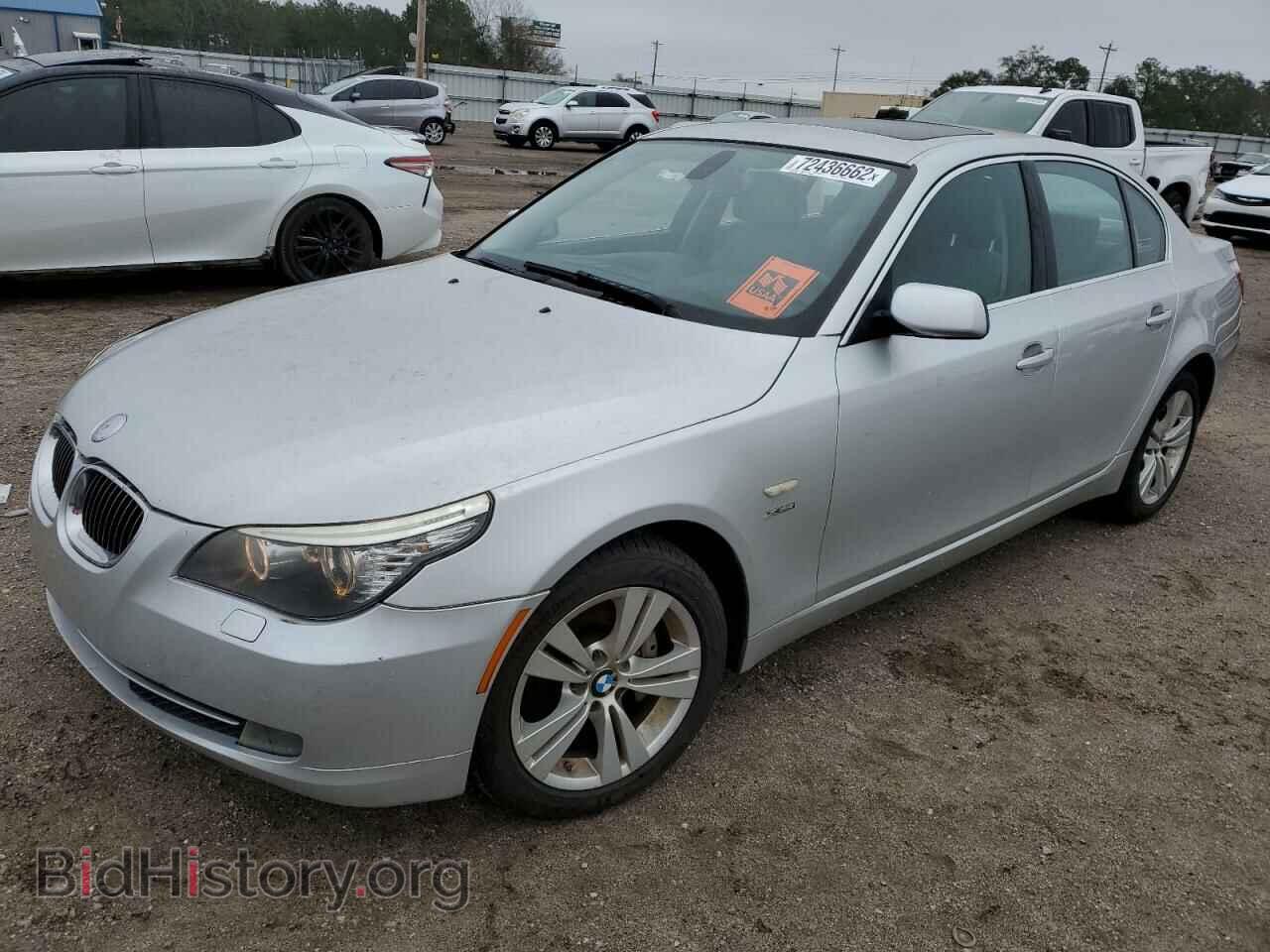 Фотография WBANV1C52AC157370 - BMW 5 SERIES 2010