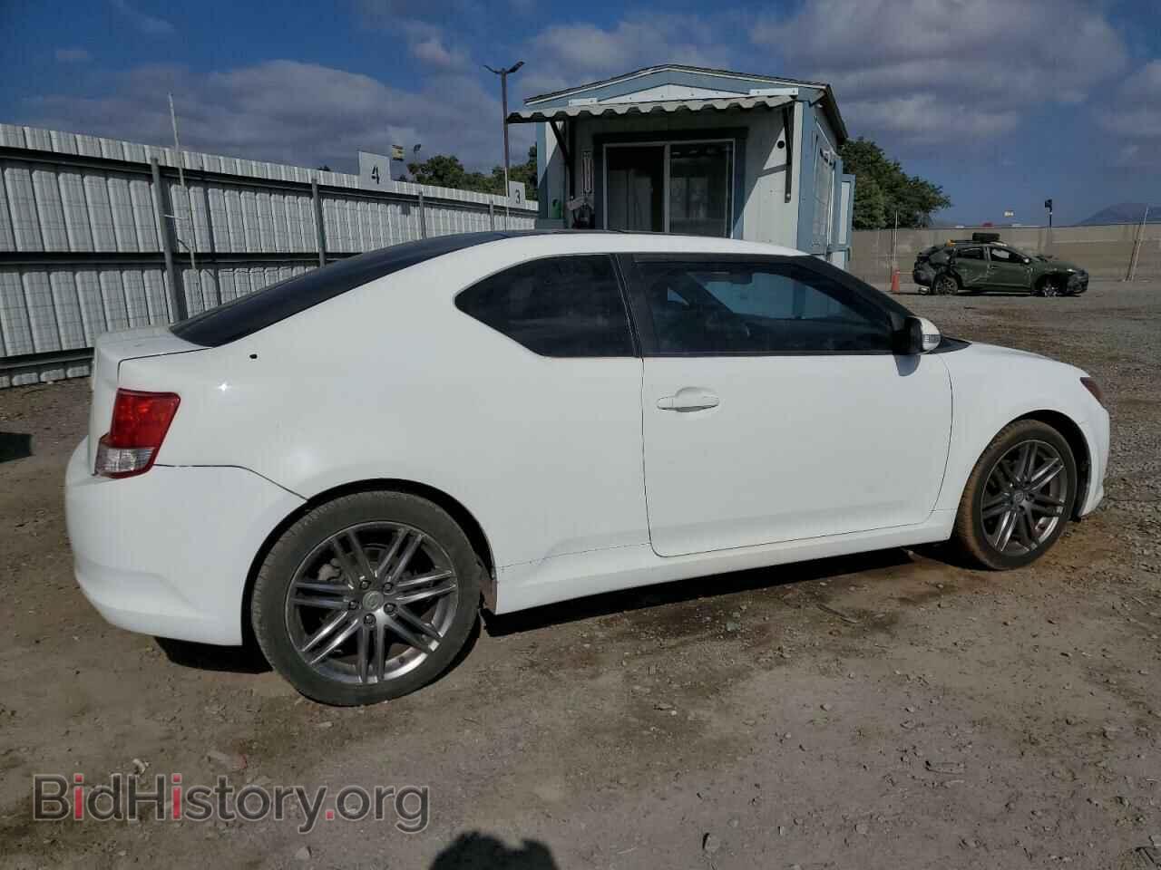 2011 TOYOTA SCION - VIN: JTKJF5C77B3010267 - Фото 3