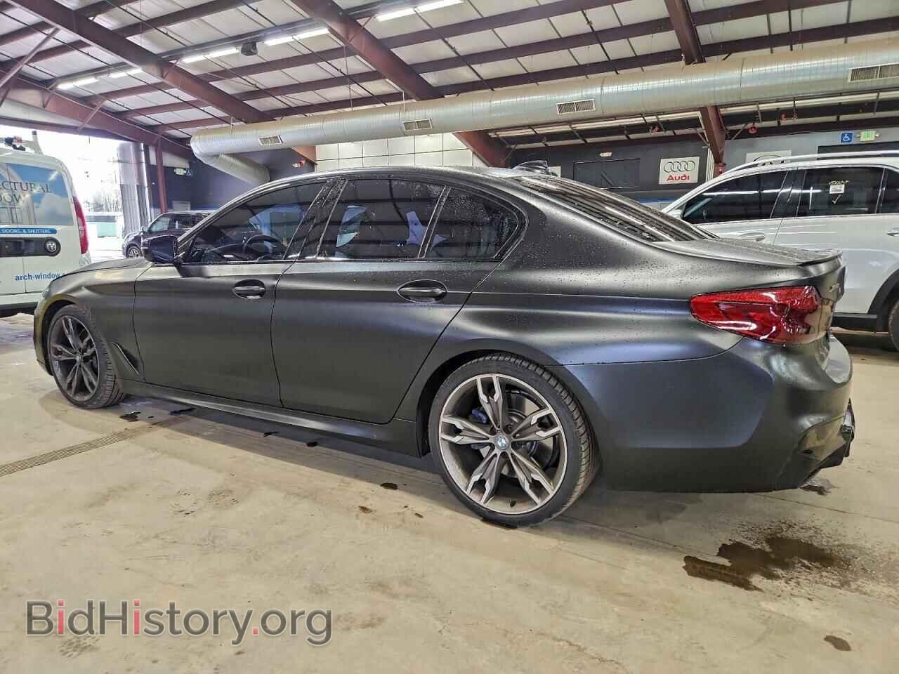 2018 BMW M5 - VIN: WBAJB9C52JG463872 - Фото 2