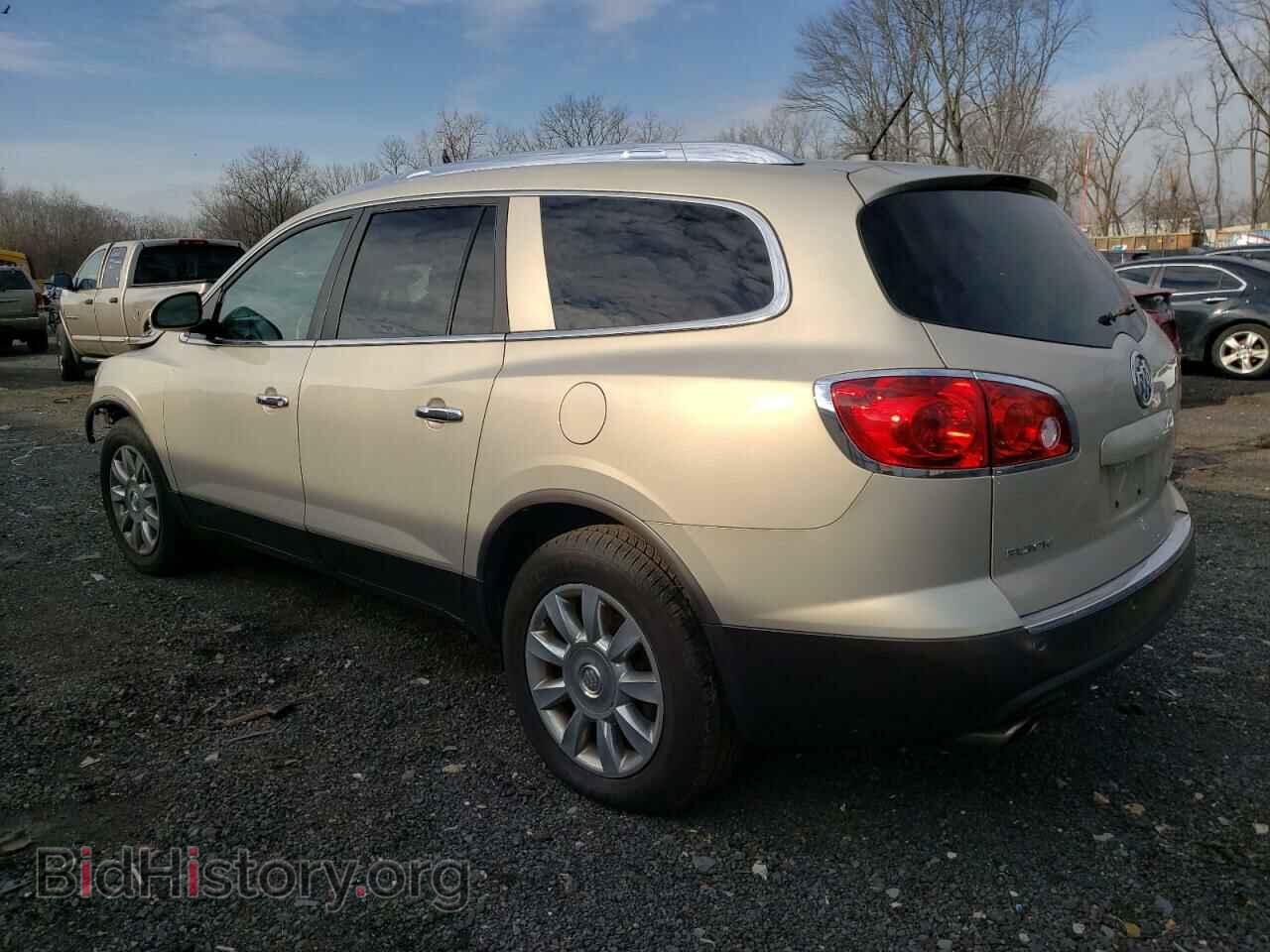 2011 BUICK ENCLAVE - VIN: 5GAKVCED3BJ415917 - Photo 2