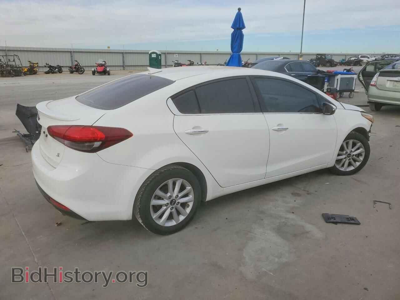 2017 KIA FORTE - VIN: 3KPFL4A71HE037145 - Фото 3