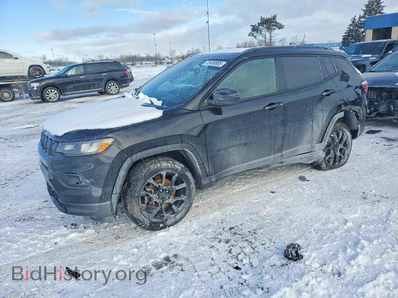 Photo 3C4NJDBB4NT166976 - JEEP COMPASS 2022