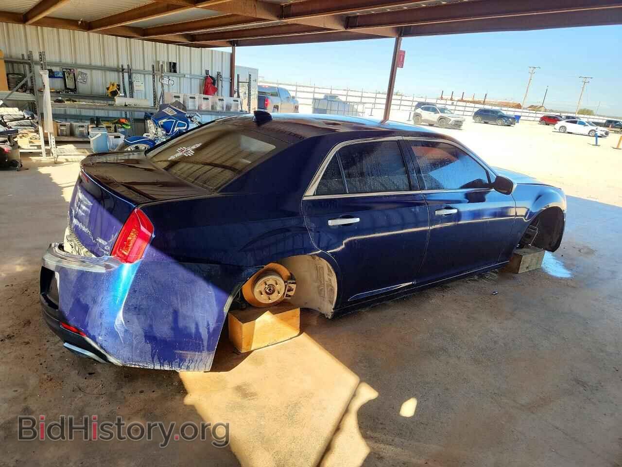 2016 Chrysler 300 (VIN 2C3CCAPG4GH116745) — photo 3 of 13