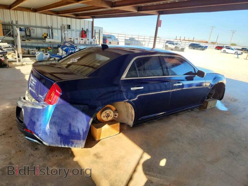 2016 Chrysler 300 (VIN 2C3CCAPG4GH116745) — photo 3 of 13