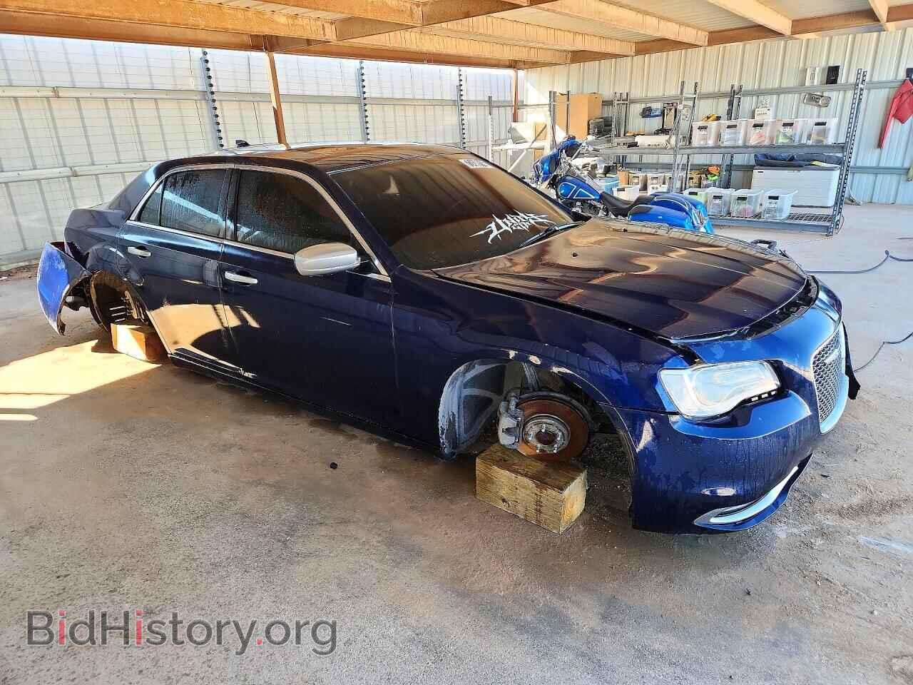 2016 Chrysler 300 (VIN 2C3CCAPG4GH116745) — photo 4 of 13