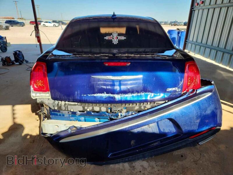 2016 Chrysler 300 (VIN 2C3CCAPG4GH116745) — photo 6 of 13