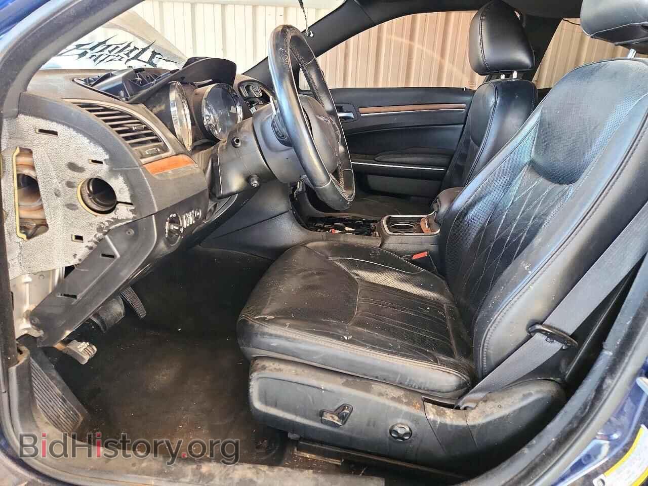 2016 Chrysler 300 (VIN 2C3CCAPG4GH116745) — photo 7 of 13