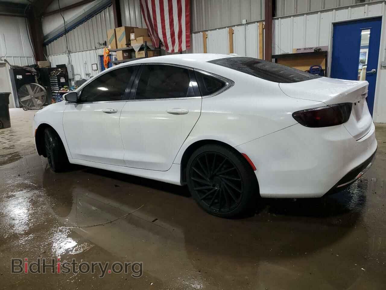 2015 CHRYSLER 200 - VIN: 1C3CCCABXFN722341 - Фото 2