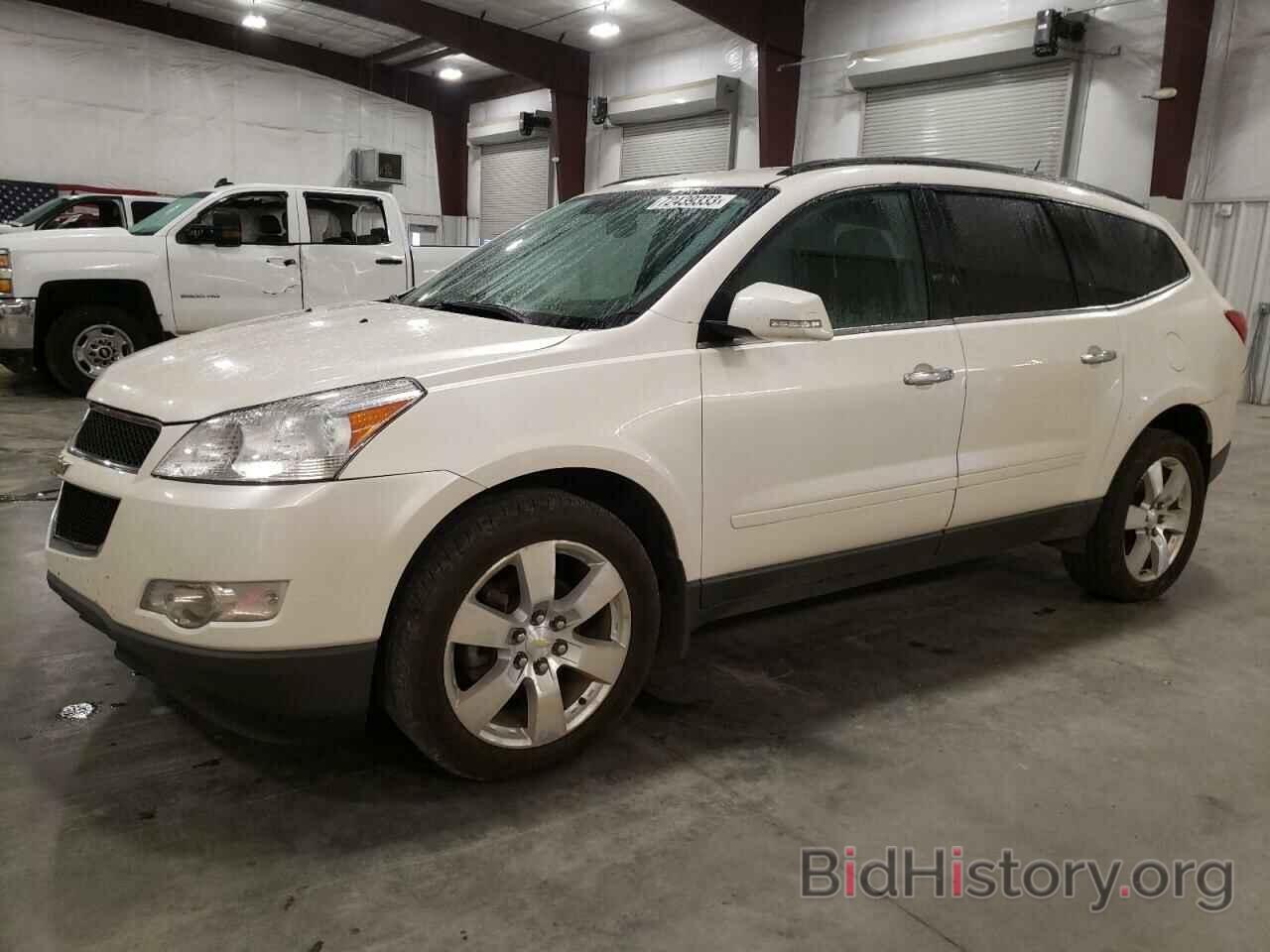 Photo 1GNKVGED9BJ331064 - CHEVROLET TRAVERSE 2011