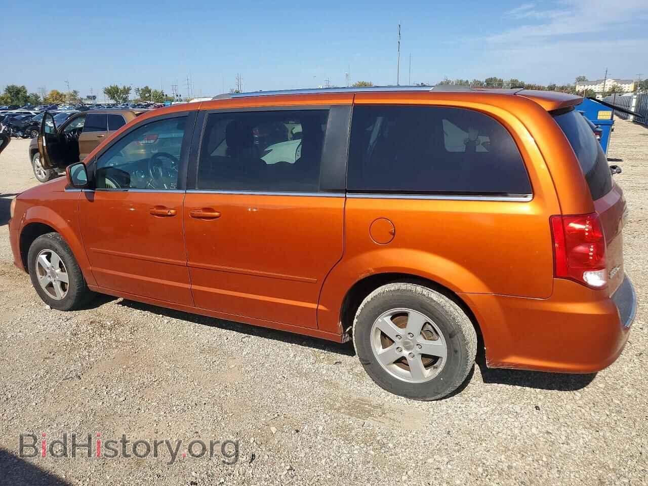 2011 DODGE CARAVAN - VIN: 2D4RN5DG2BR751724 - Photo 2
