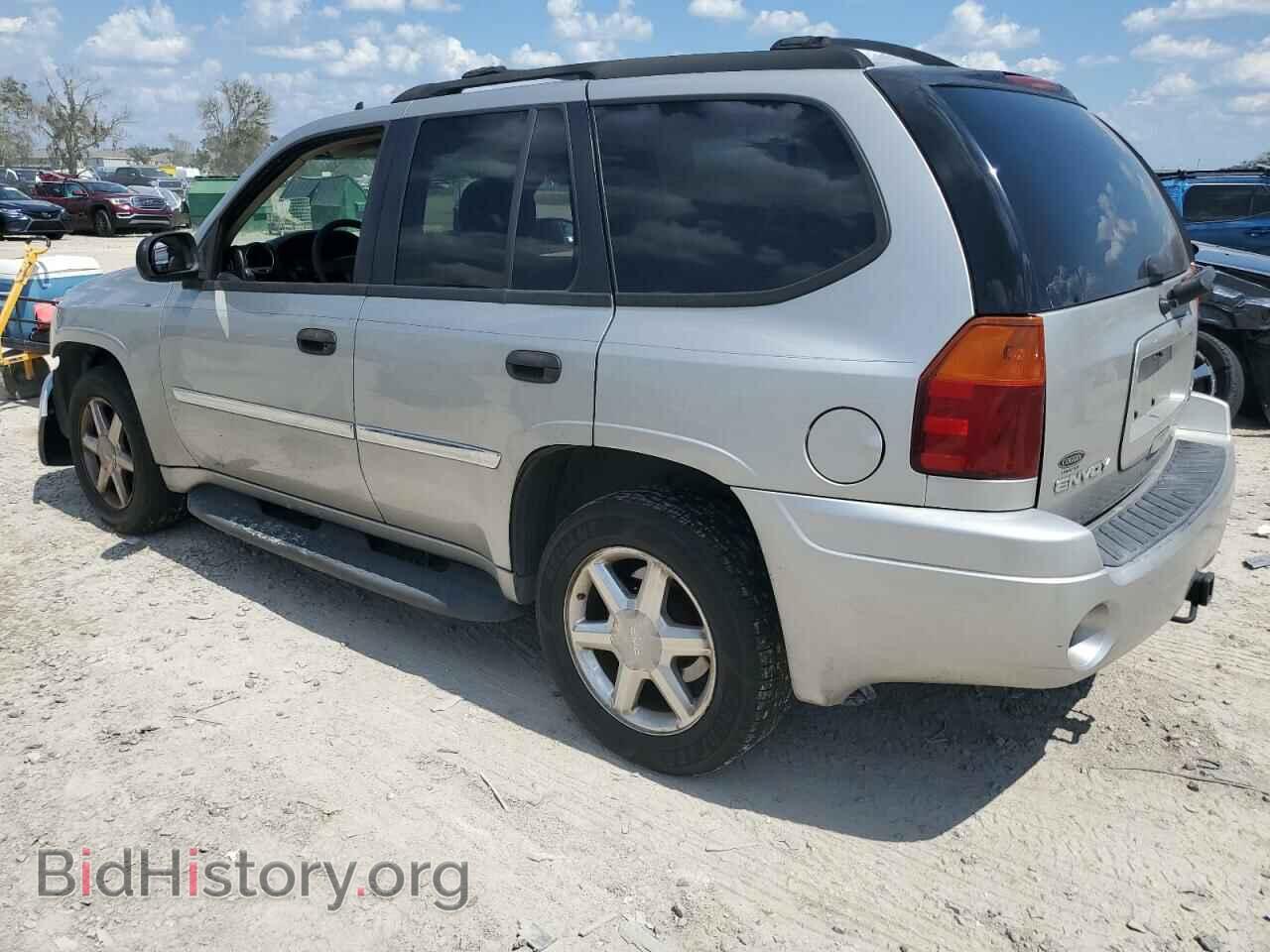 2007 GMC ENVOY - VIN: 1GKDS13SX72163482 - Photo 2