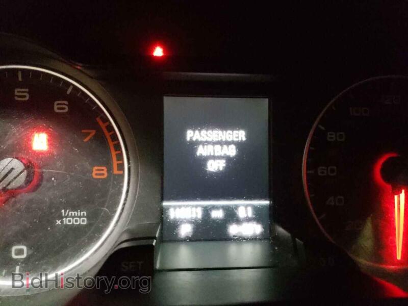 2012 Audi A4 (VIN WAUFFAFL8CA041942) — фото 9 из 13