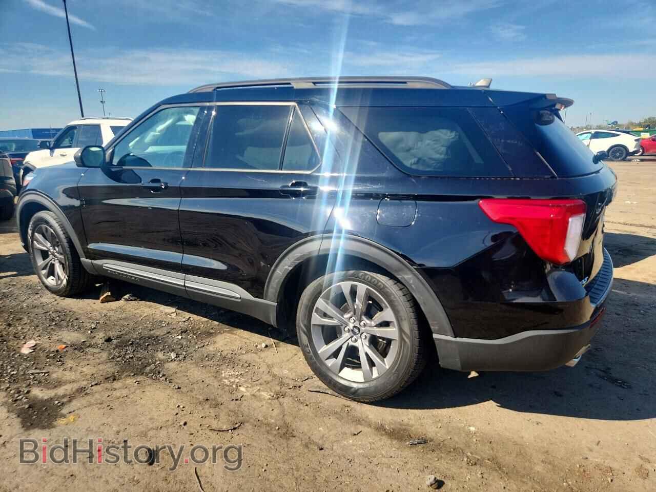 2021 FORD EXPLORER - VIN: 1FMSK8DH3MGA39384 - Photo 2