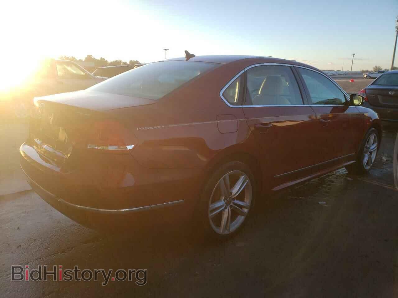 2015 VOLKSWAGEN PASSAT - VIN: 1VWBS7A30FC065536 - Фото 3