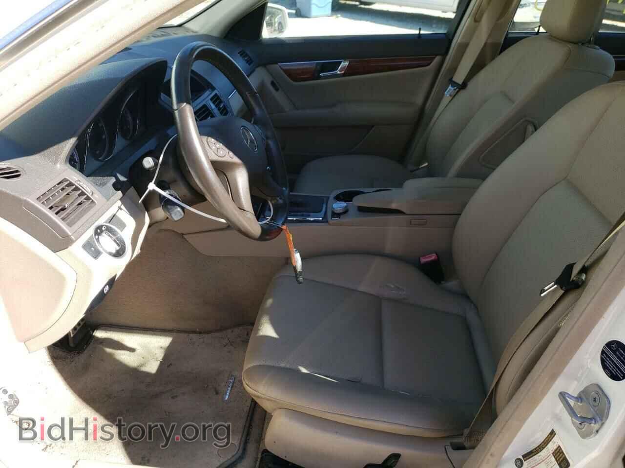 2011 MERCEDES-BENZ C-CLASS - VIN: WDDGF5EB4BR175280 - Фото 7
