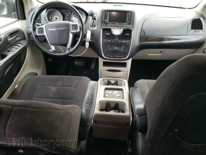 2011 Chrysler MINIVAN (VIN 2A4RR5DG5BR604020) — photo 8 of 13