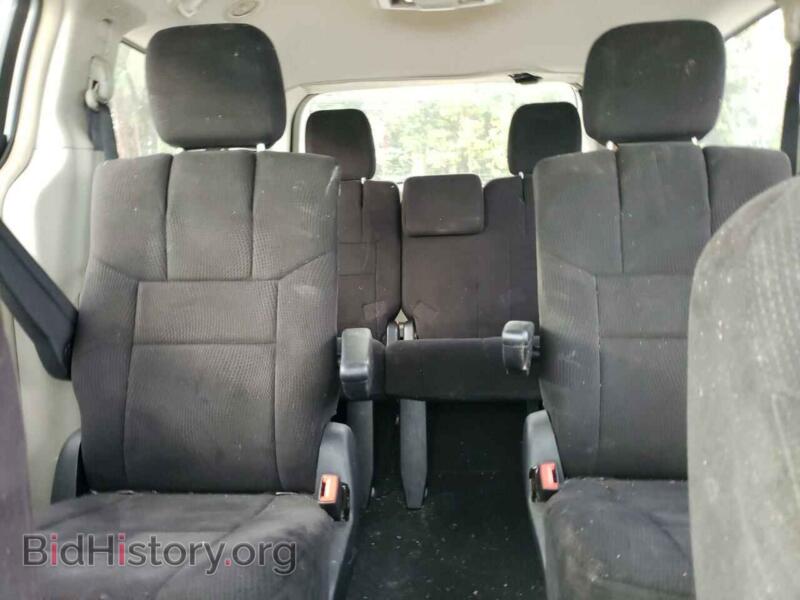 2011 Chrysler MINIVAN (VIN 2A4RR5DG5BR604020) — photo 10 of 13