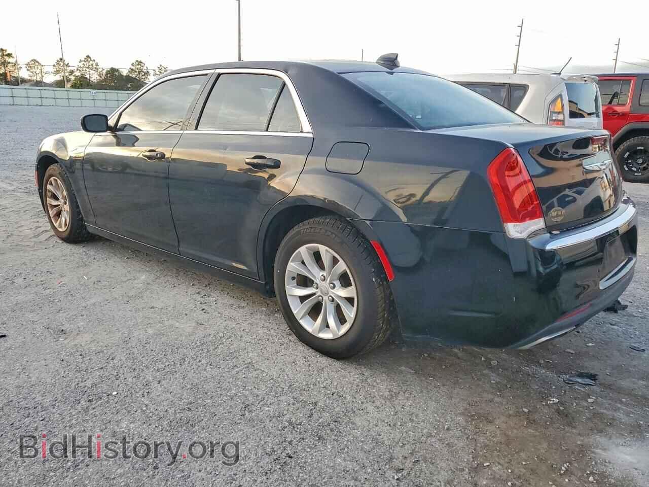 2015 CHRYSLER 300 - VIN: 2C3CCAAG2FH859640 - Фото 2
