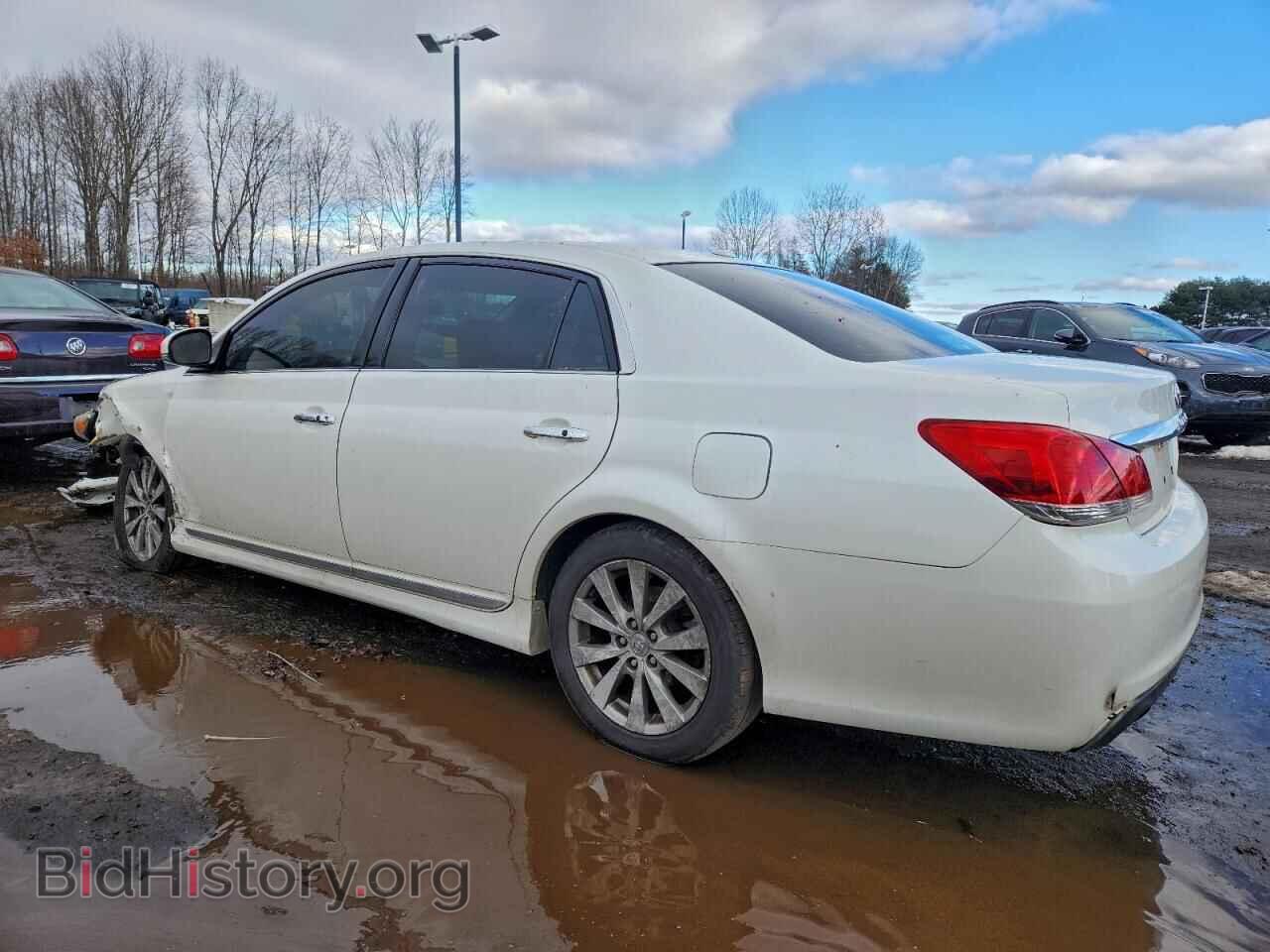 2011 TOYOTA AVALON - VIN: 4T1BK3DB8BU388375 - Фото 2