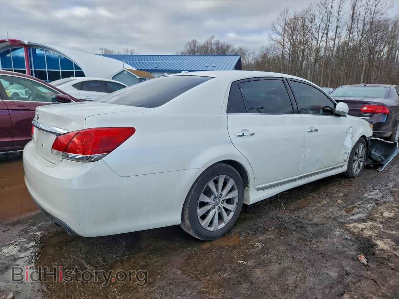2011 TOYOTA AVALON - VIN: 4T1BK3DB8BU388375 - Фото 3