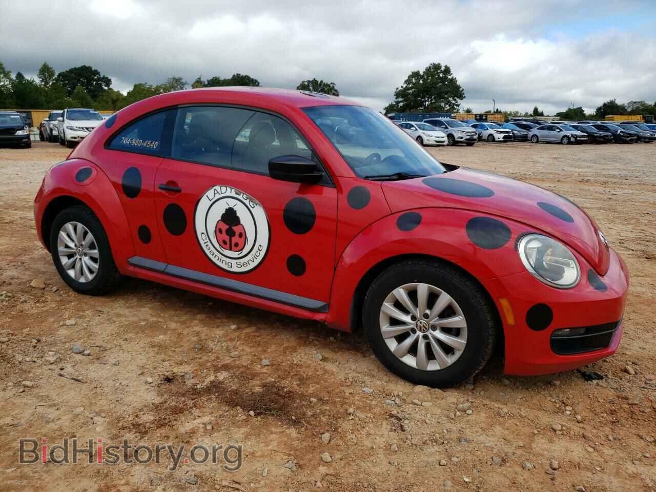 2013 VOLKSWAGEN BEETLE - VIN: 3VWFP7AT8DM670807 - Фото 4