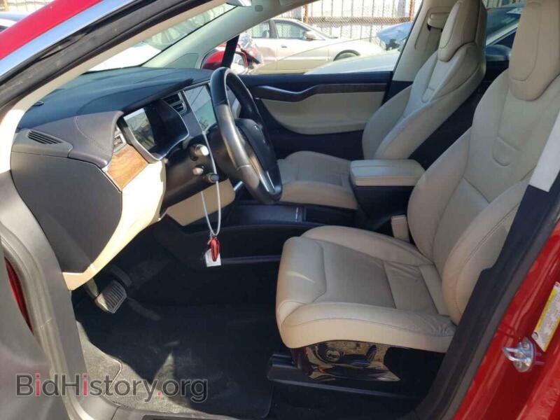 2016 Tesla MODEL X (VIN 5YJXCAE23GF018784) — фото 7 из 13