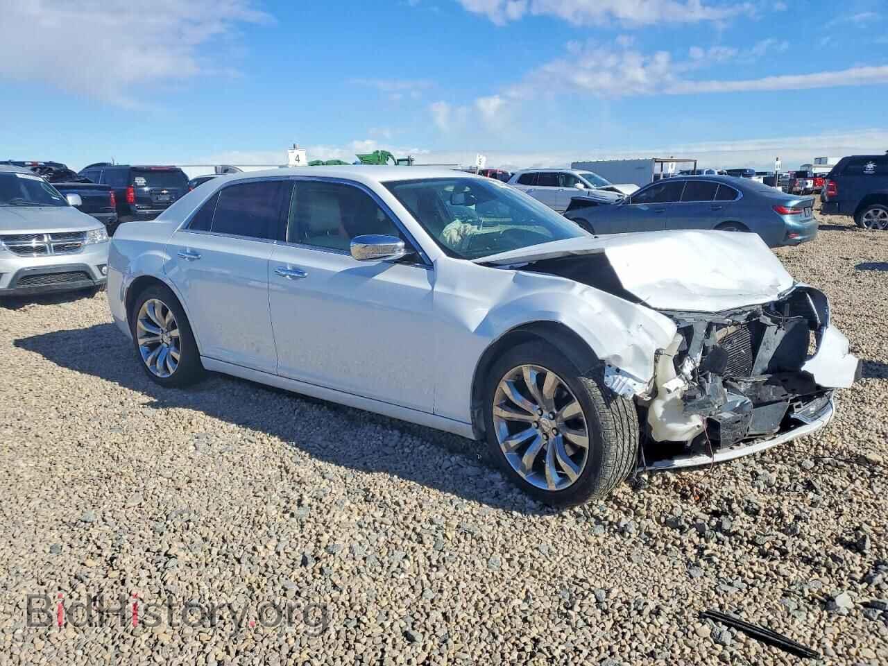 2018 CHRYSLER 300 - VIN: 2C3CCAEG4JH123138 - Фото 4