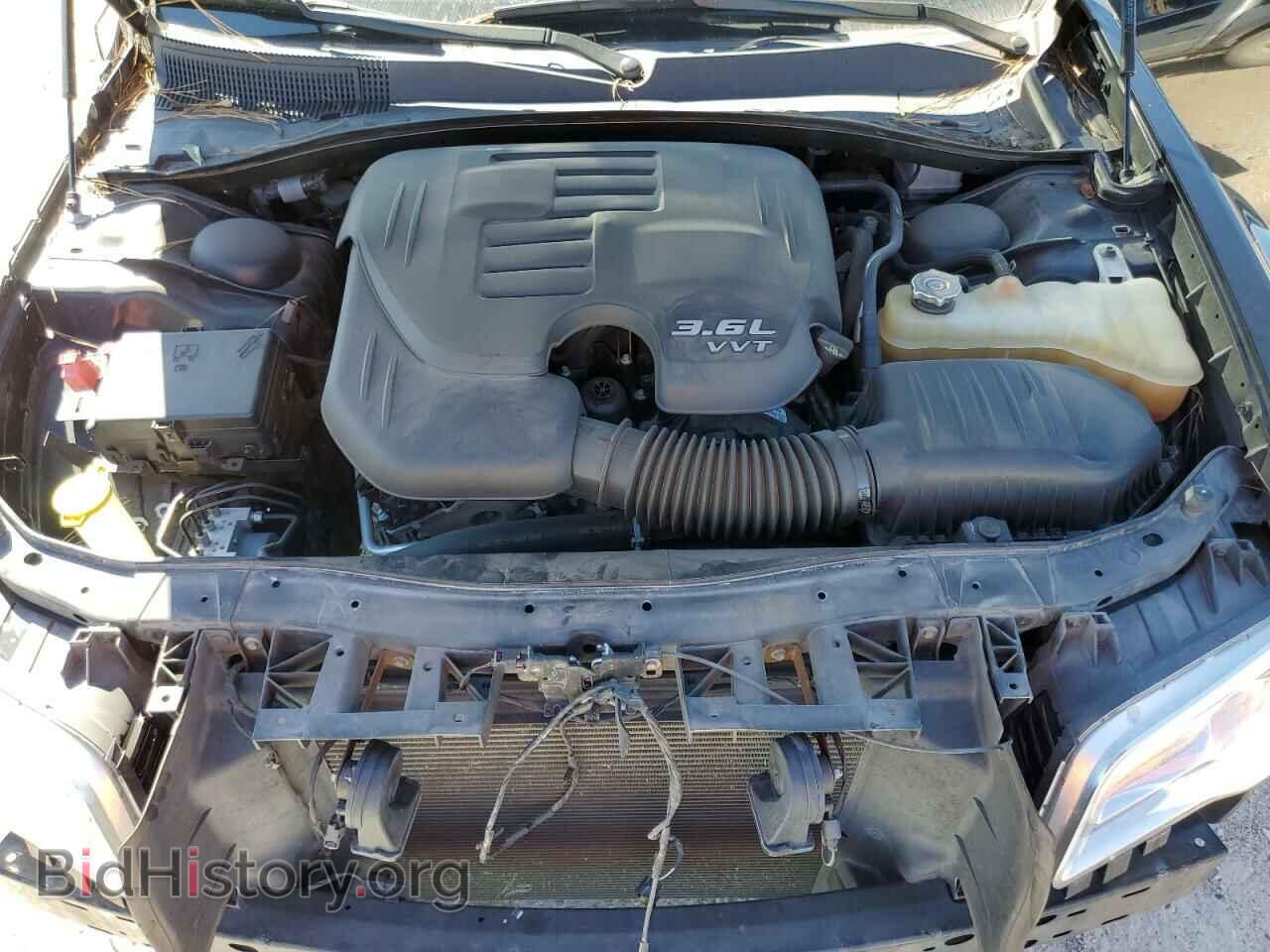 2019 CHRYSLER 300 - VIN: 2C3CCAEG6KH686628 - Фото 11