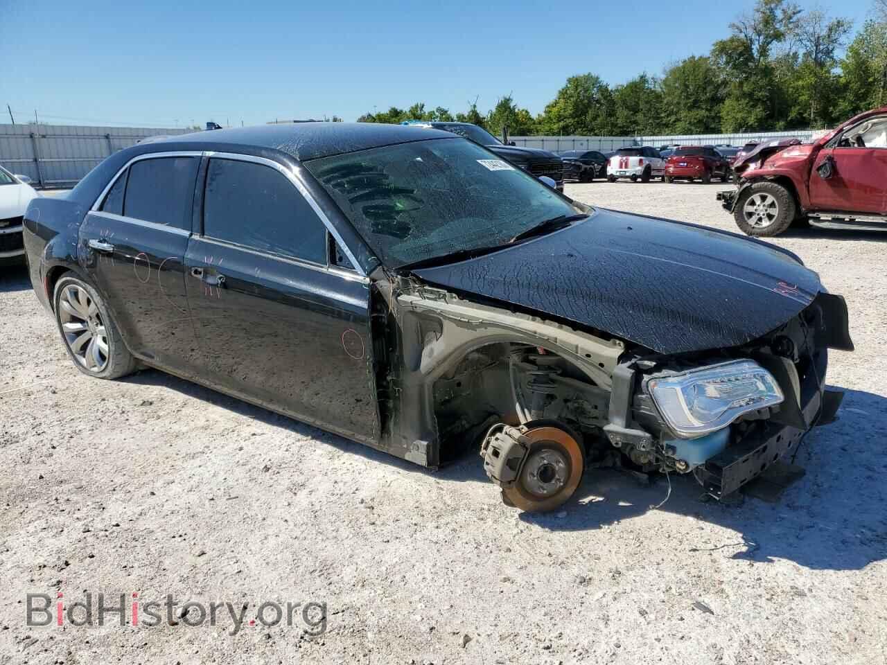 2019 CHRYSLER 300 - VIN: 2C3CCAEG6KH686628 - Фото 4