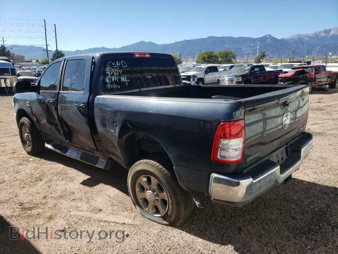 2022 RAM 2500 - VIN: 3C6UR5DL9NG111052 - Фото 2