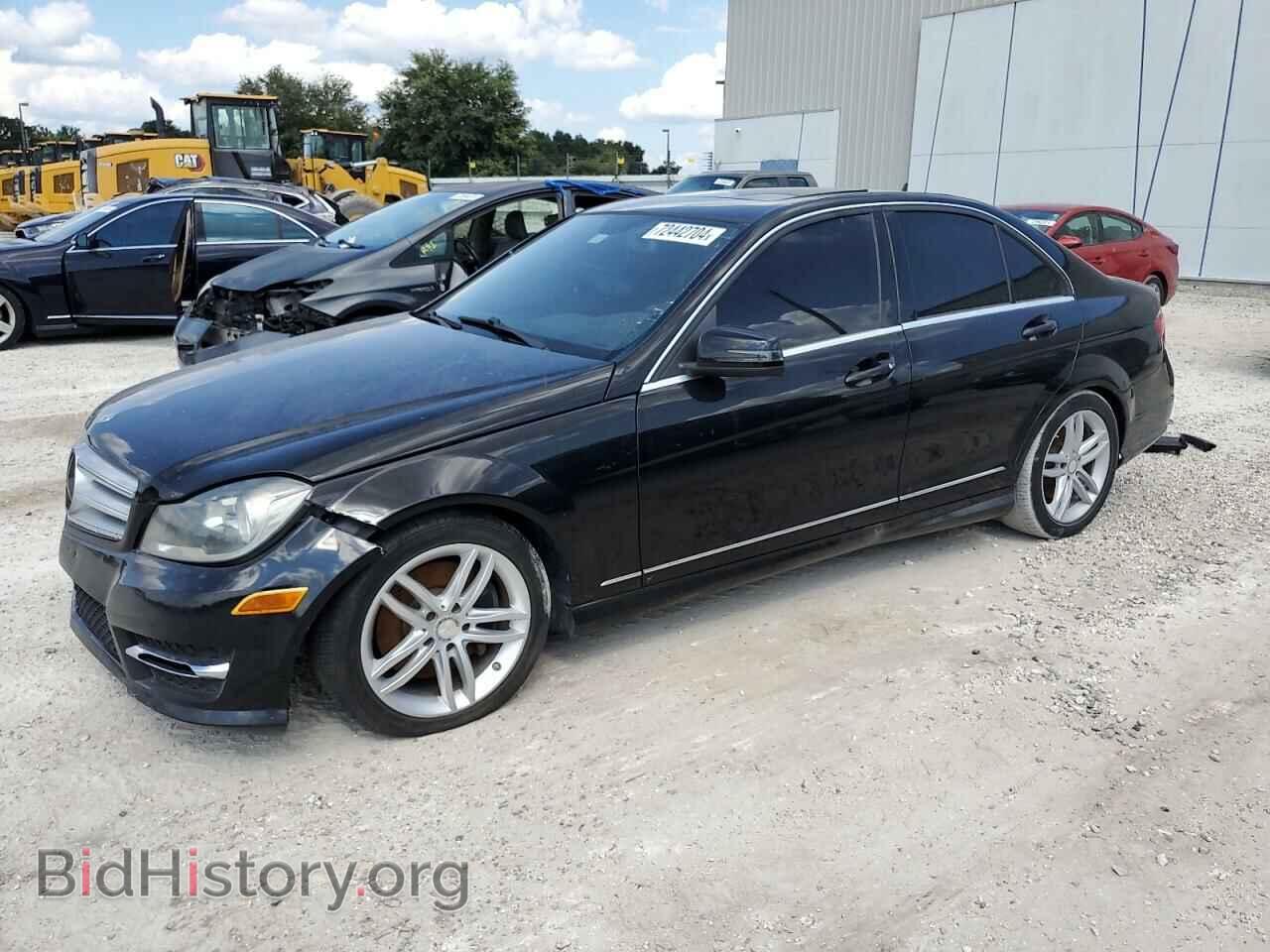 Фотография WDDGF8AB9DA819736 - MERCEDES-BENZ C-CLASS 2013
