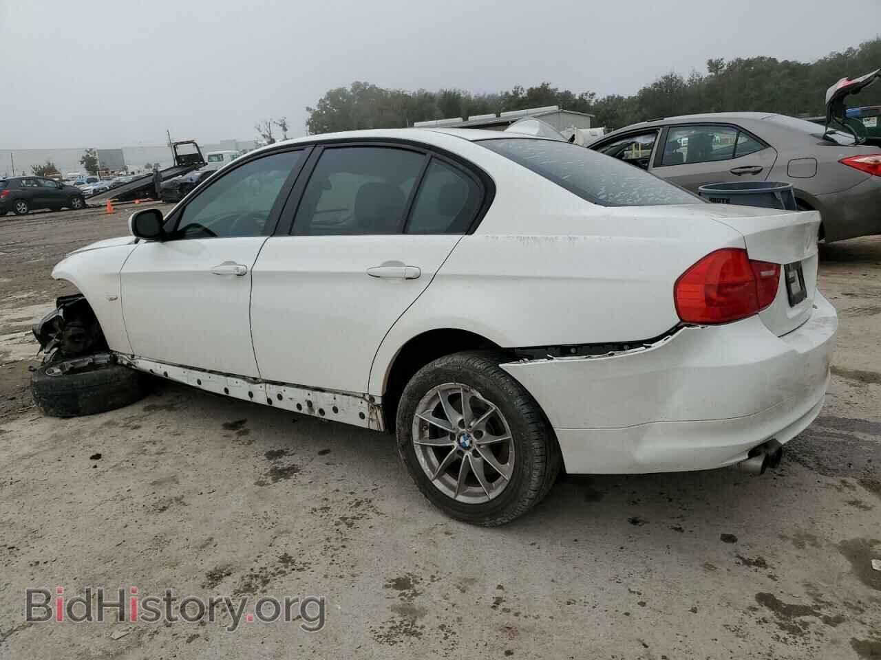 2010 BMW 3 SERIES - VIN: WBAPH7G57ANM50439 - Фото 2