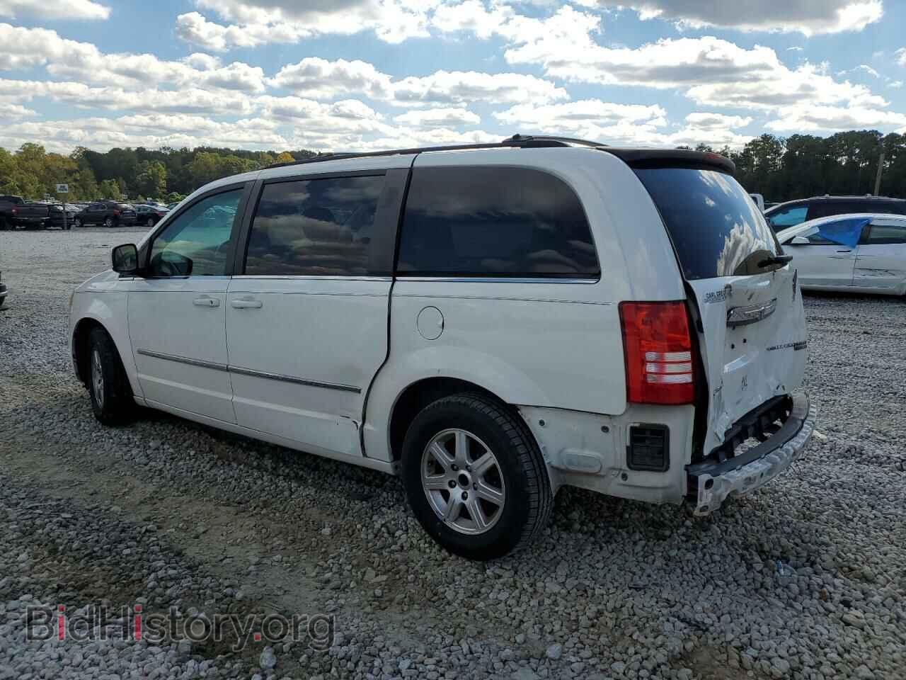 2009 CHRYSLER MINIVAN - VIN: 2A8HR54149R589705 - Фото 2