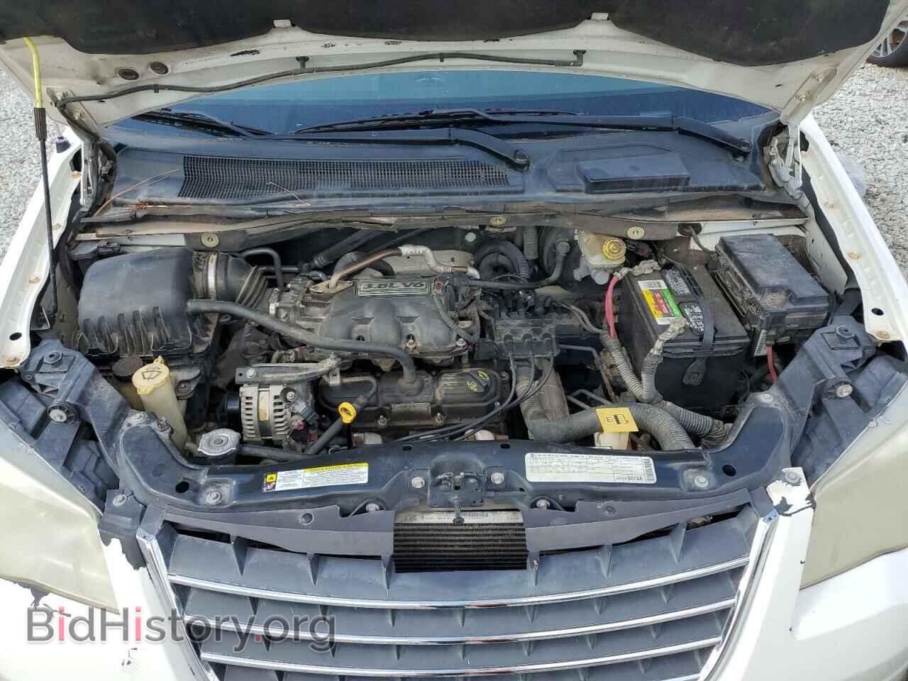 2009 CHRYSLER MINIVAN - VIN: 2A8HR54149R589705 - Фото 12