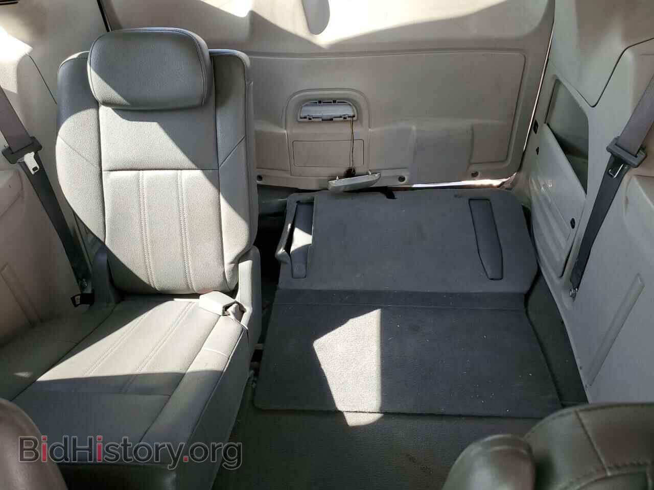 2009 CHRYSLER MINIVAN - VIN: 2A8HR54149R589705 - Фото 10