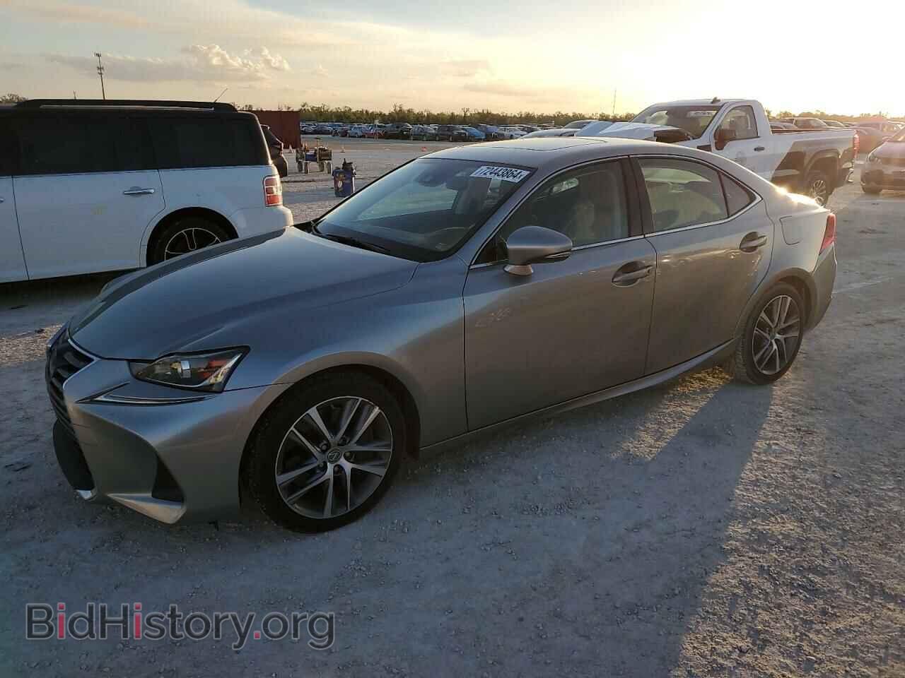 Photo JTHBA1D26K5084997 - LEXUS IS 2019