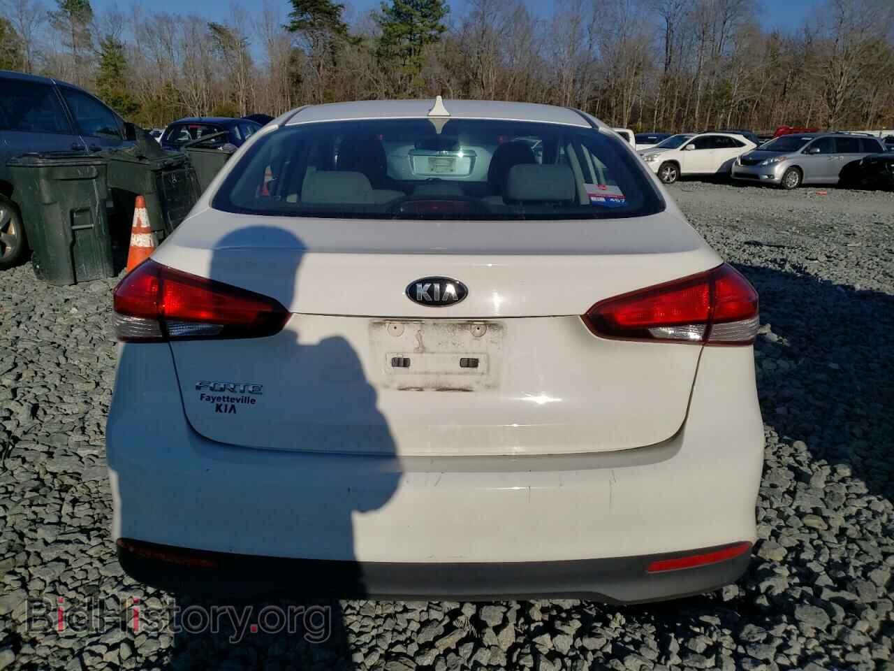 2017 KIA FORTE - VIN: 3KPFK4A78HE060828 - Фото 6