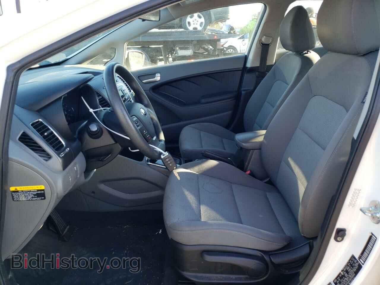 2017 KIA FORTE - VIN: 3KPFK4A78HE060828 - Фото 7