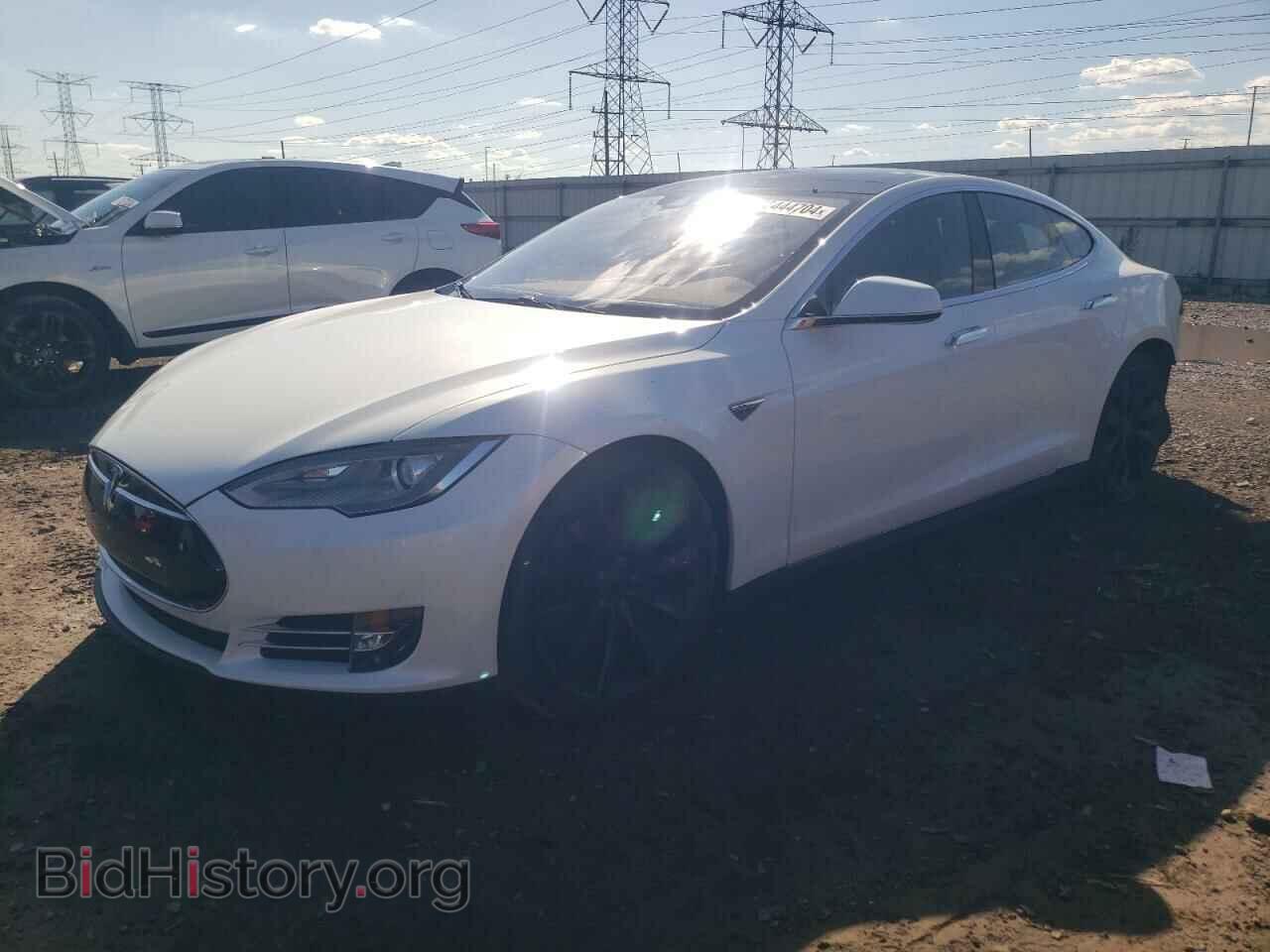 Фотография 5YJSA1E24FF119606 - TESLA MODEL S 2015