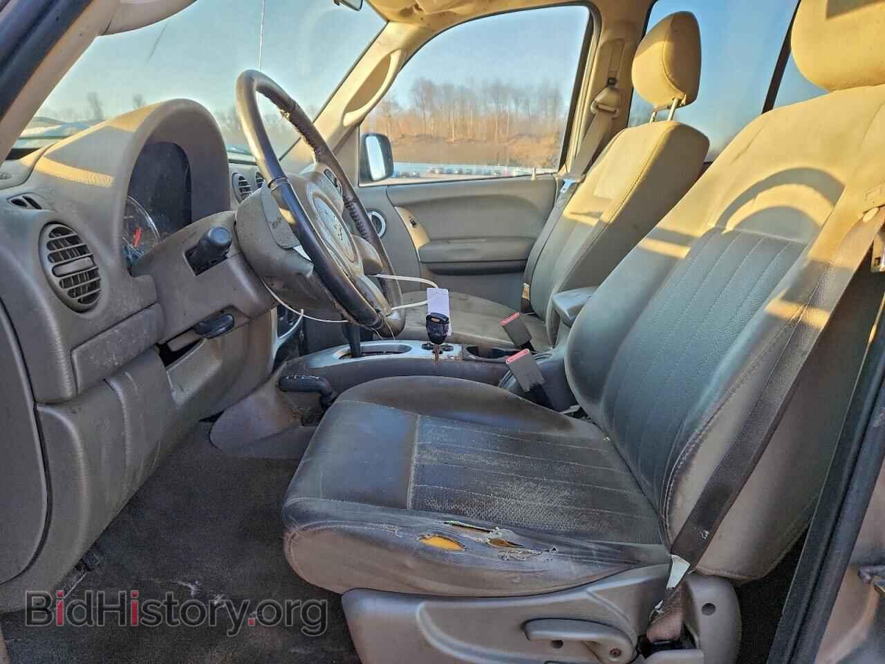 2005 JEEP LIBERTY - VIN: 1J4GL58K85W618643 - Фото 7