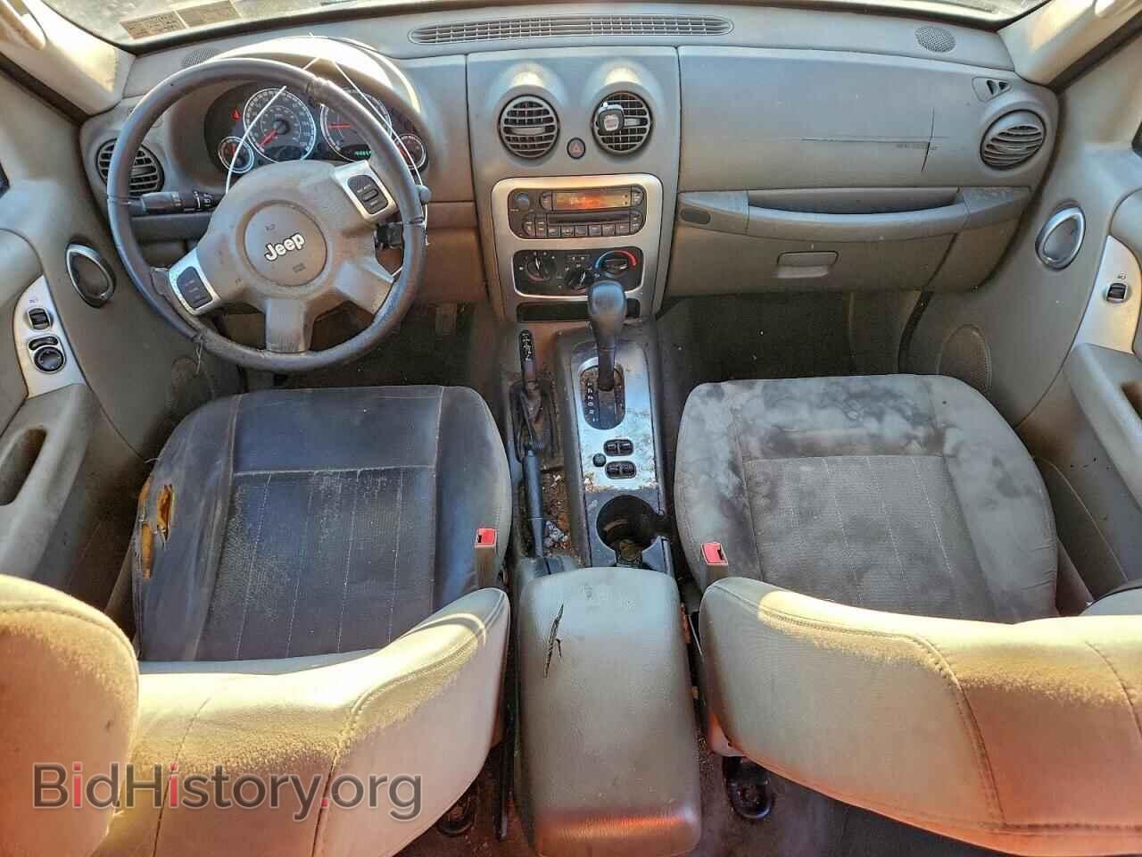 2005 JEEP LIBERTY - VIN: 1J4GL58K85W618643 - Фото 8
