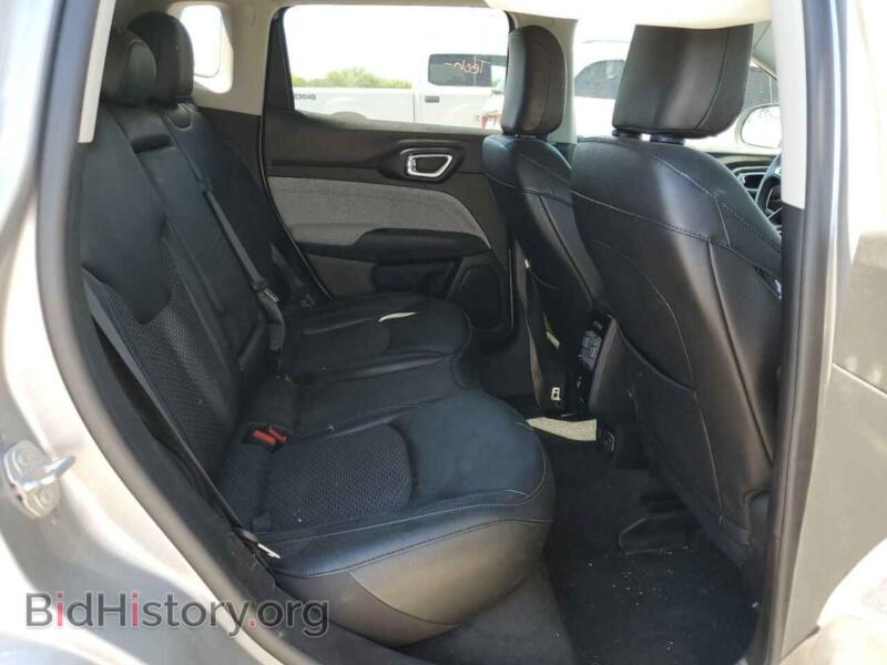 2022 Jeep COMPASS (VIN 3C4NJCBB8NT106483) — photo 10 of 12
