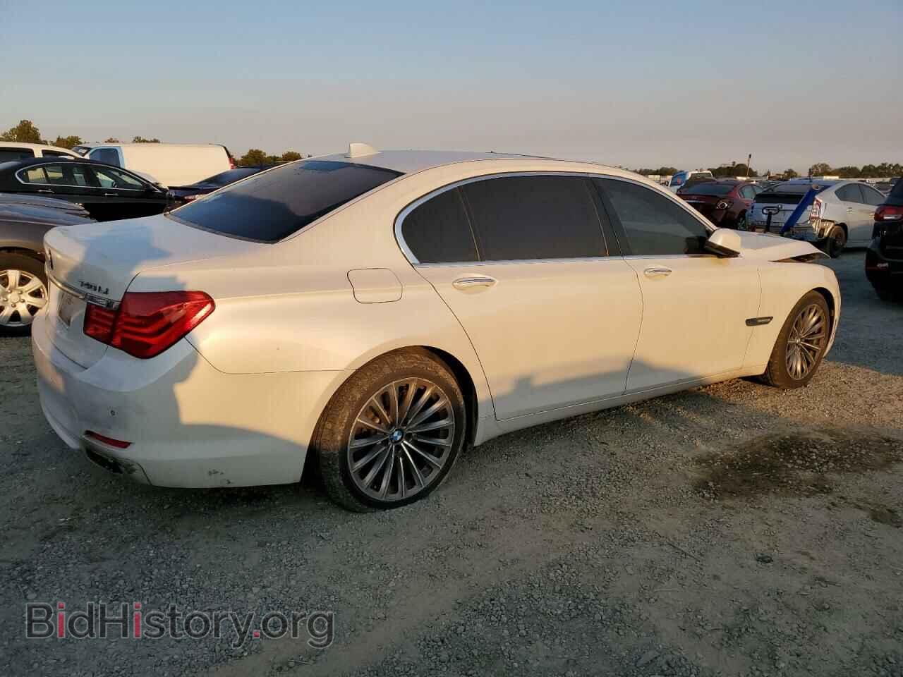 2011 BMW 7 SERIES - VIN: WBAKB4C51BC392700 - Фото 3
