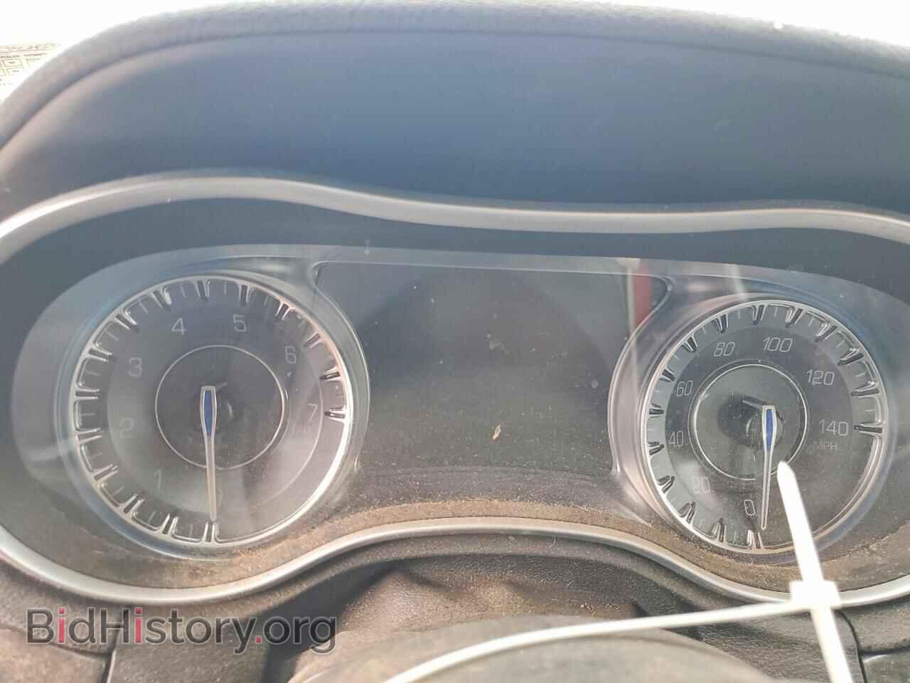 2016 CHRYSLER 300 - VIN: 2C3CCAEG3GH190032 - Photo 9